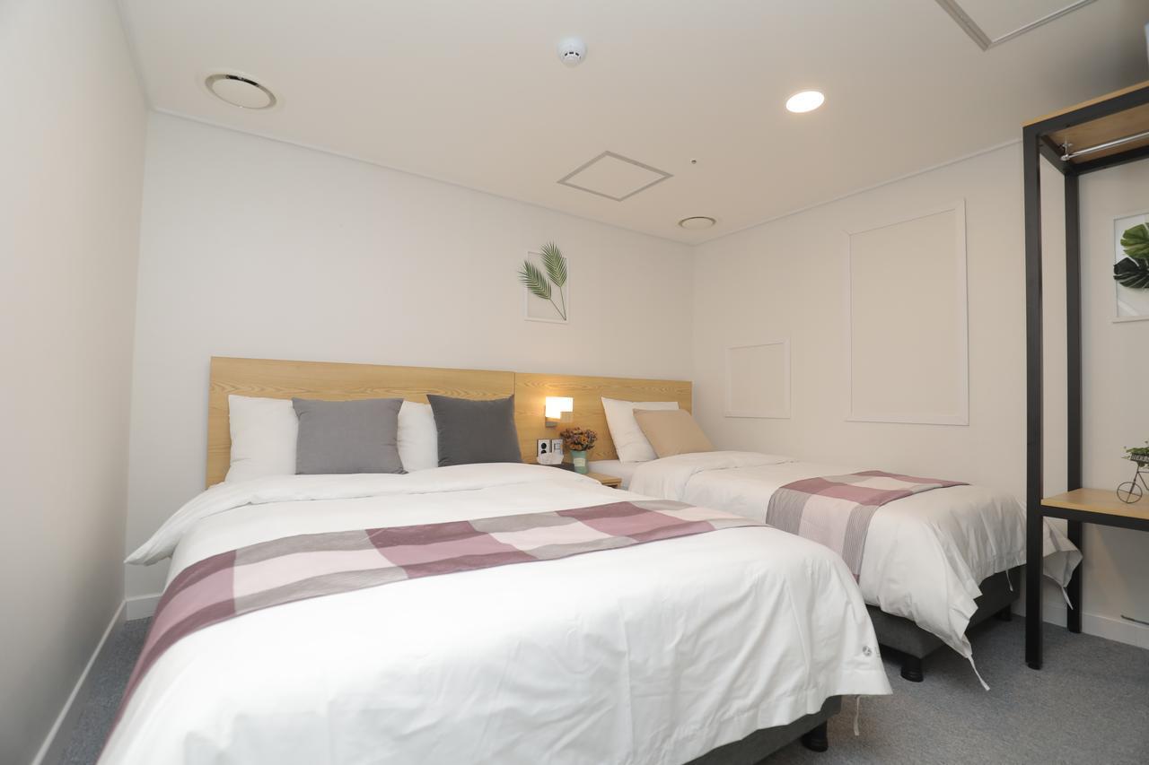 Line Myeongdong Hotel